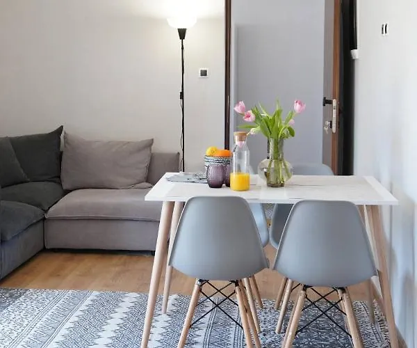 Venetian Owl, 1min To Lighthouse *